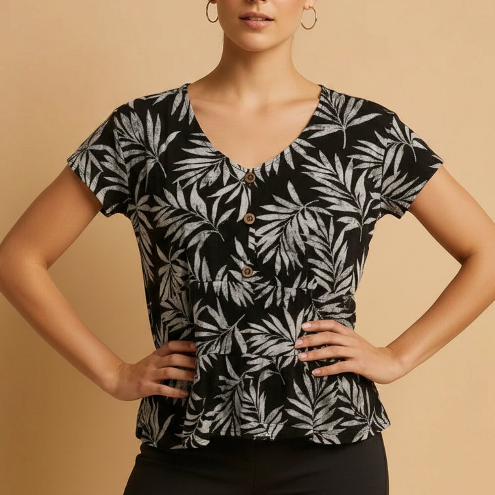 ⭐A. BYER Palm Print Flutter Sleeve Button Up Blouse